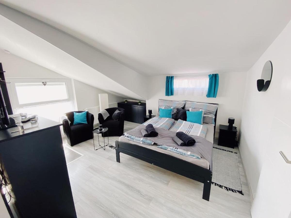 Tramini Apartmanok Eger Extérieur photo