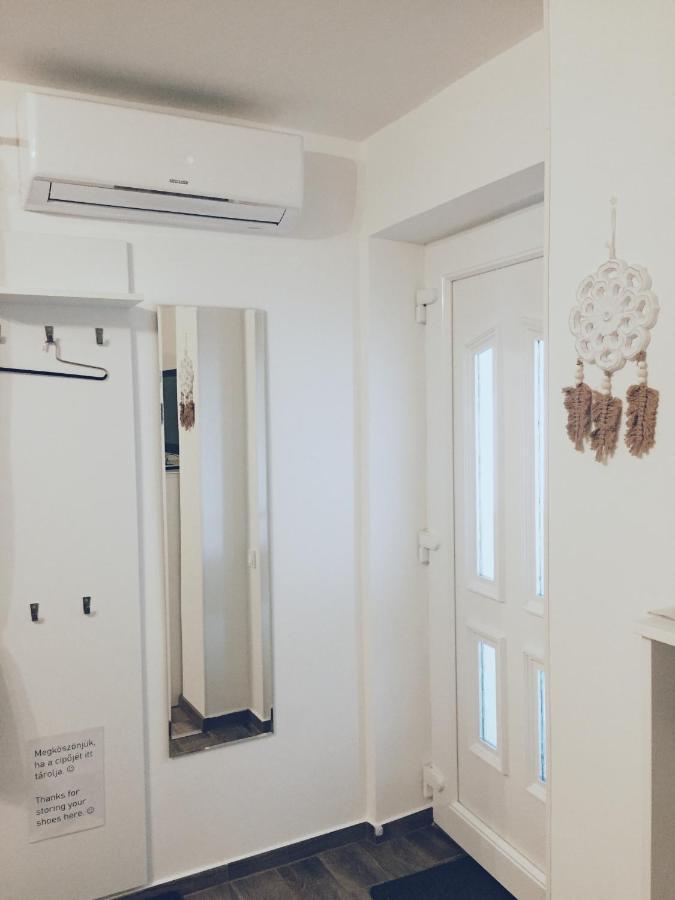 Tramini Apartmanok Eger Extérieur photo