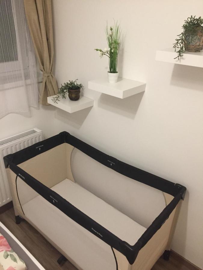 Tramini Apartmanok Eger Extérieur photo