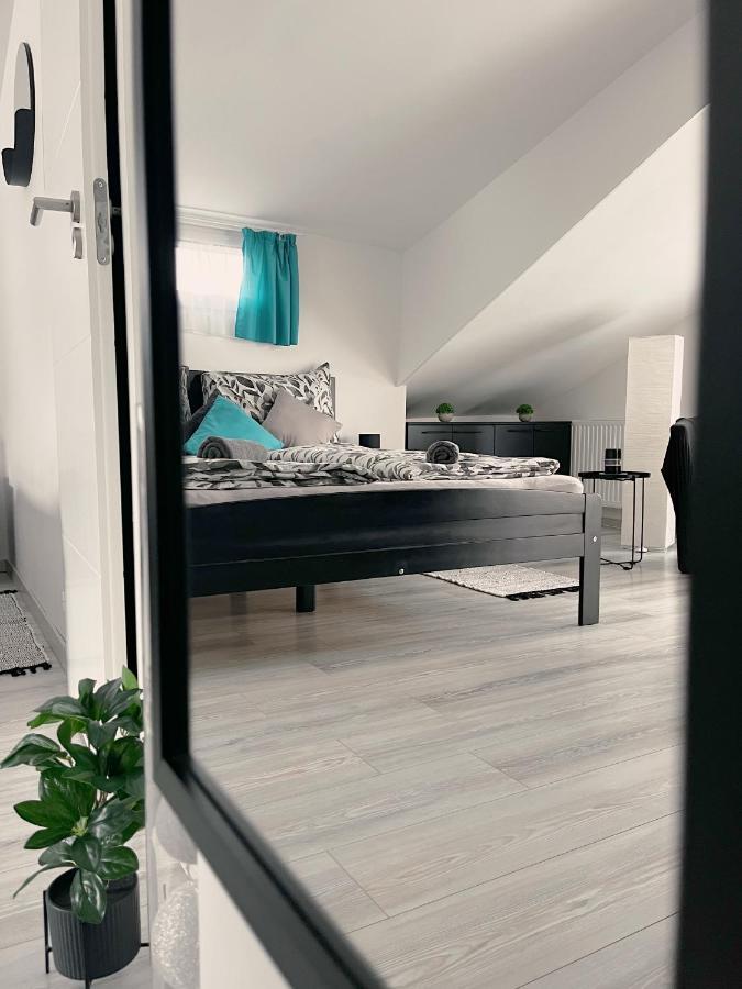Tramini Apartmanok Eger Extérieur photo